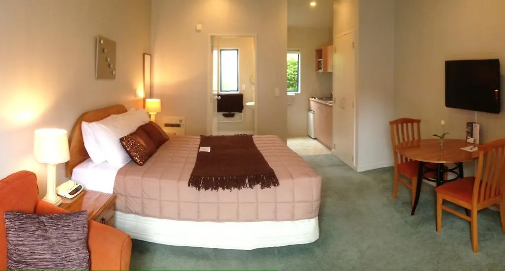Bush Inn Court Motel Christchurch 4*,
